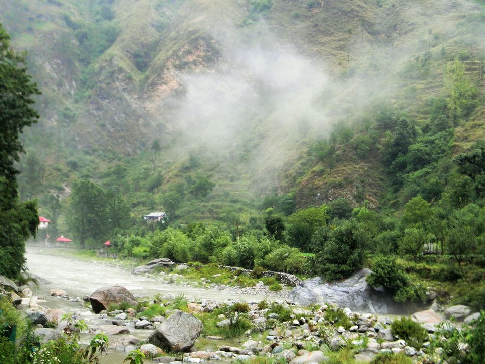 Photo of Daredevils, explorers, soul searchers: Tirthan Valley holds special treats for all by Himani Chandorkar