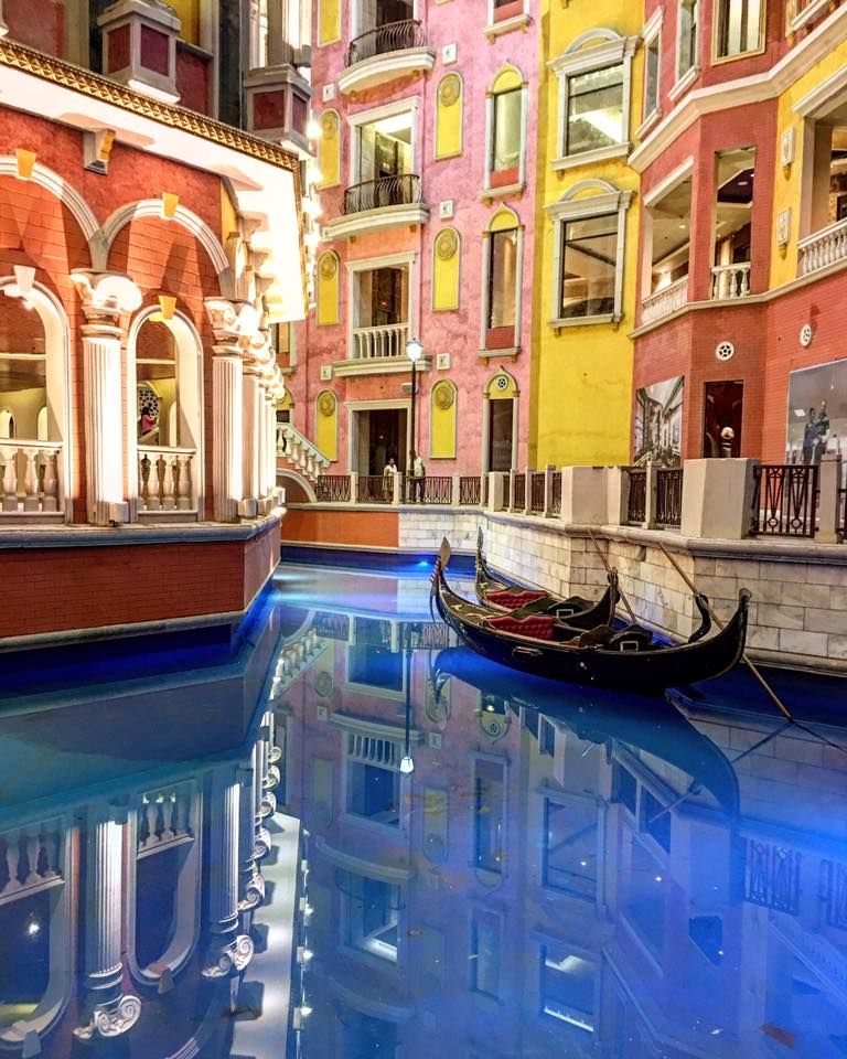 Photo of “Getting lost is the only place worth going to.” The Grand Venice Mall,Greater Noida, India by @diti $rivastava