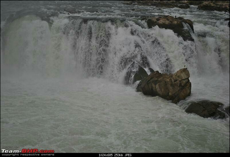 Photo of Indore via bhedaghat(heaven) dhuandhar falls by Sonali Mishra