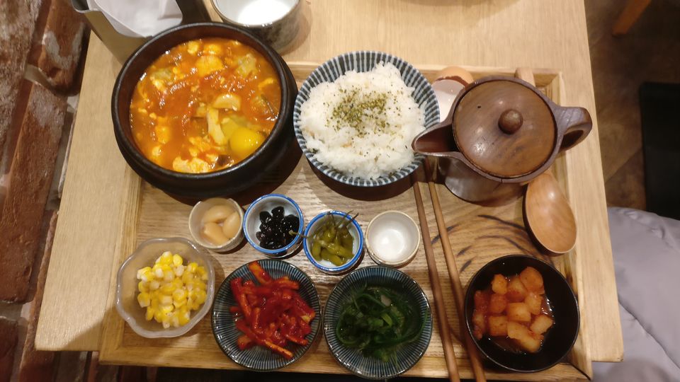 Photo of 5 things you need to know before visiting South Korea 1/1 by Sneha Thakare