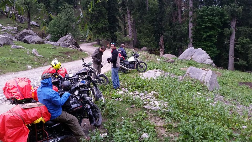 Photo of How to rent/hire bike or bullet in Manali for Leh 1/2 by Rahul Sharma