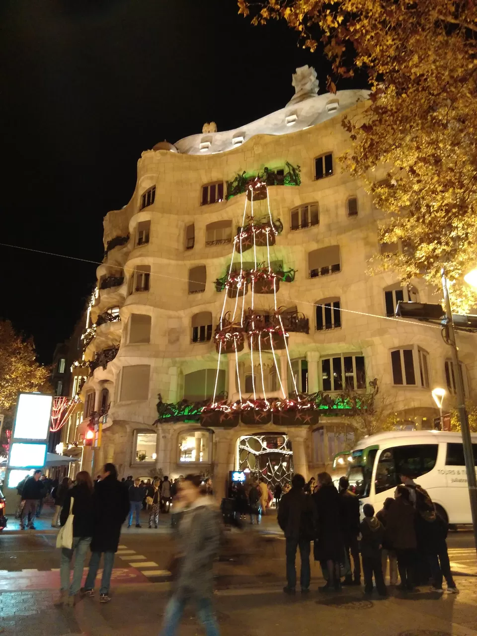 Photo of Passeig de Gràcia, Barcelona, Spain by Supriya