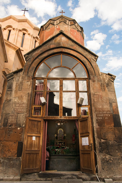 Photo of Zoravor S. Astvatsatsin Church, Ghazar Parpetsi Street, Yerevan, Armenia by Cristina Araxie Cass