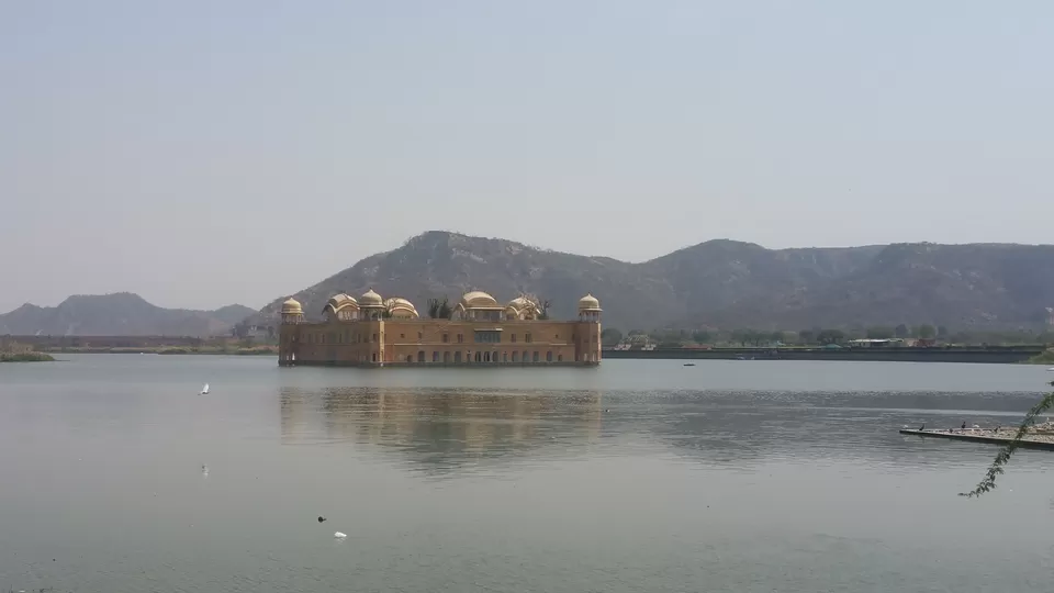 Photo of Jal Mahal, Jaipur, Rajasthan, India by Sindhu Chandra