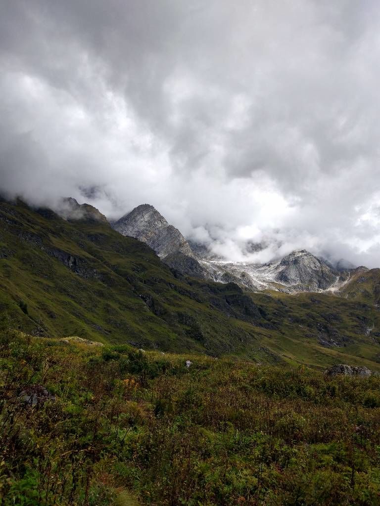 Photo of Enchanted & Enlightened - Valley of Flowers, Hemkund Sahib, Badrinath & Mana by Paraj Singh