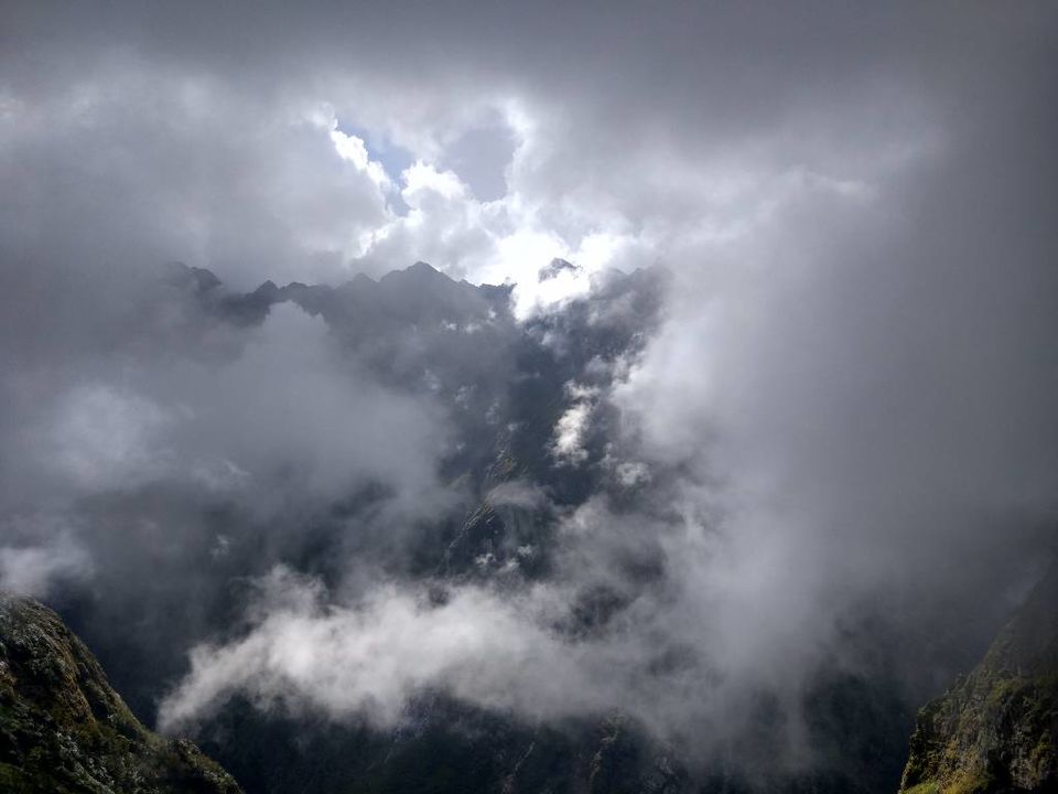 Photo of Enchanted & Enlightened - Valley of Flowers, Hemkund Sahib, Badrinath & Mana by Paraj Singh