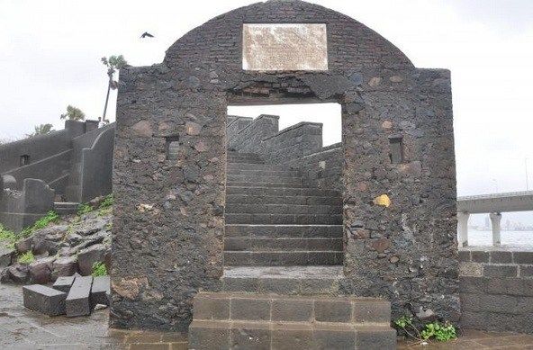 Photo of Top 12 places and activities in Bandra. #8 is Best 9/10 by Apsara Mishra