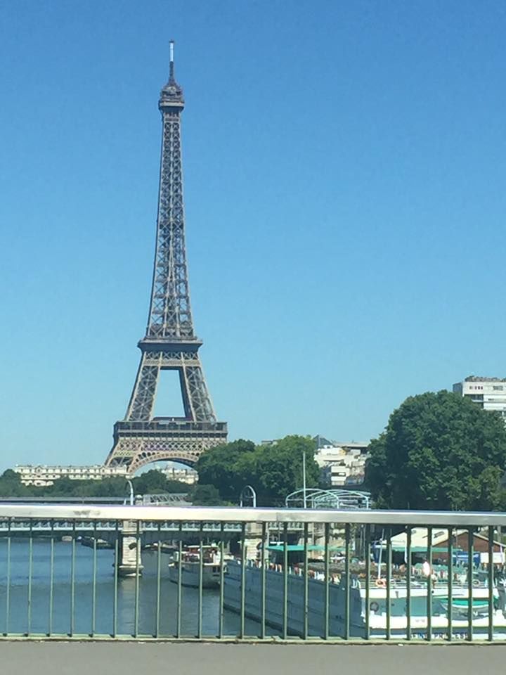 Photo of Champs-Élysées, Paris, France by Mahesh