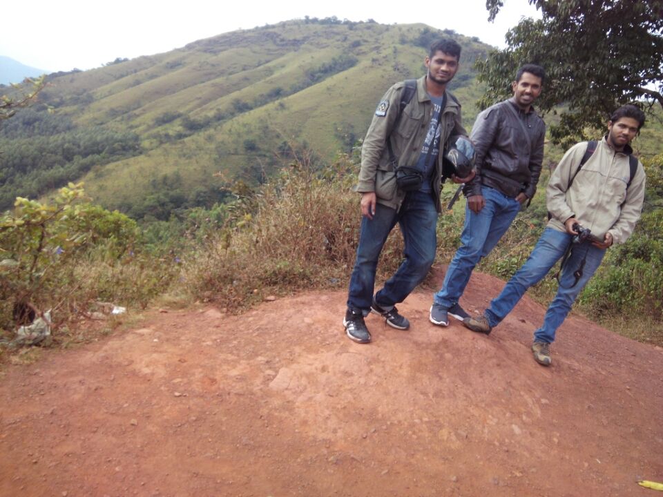 Photo of Mullayanagiri Peak, Mullayanagiri Peak, Pandaravalli, Karnataka 577130 by Bhargav Mg