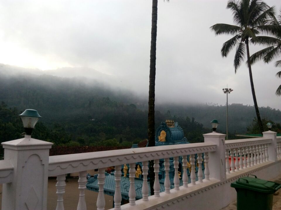 Photo of A must visit place for every biker - Mullayanagiri ( part two) by Bhargav Mg