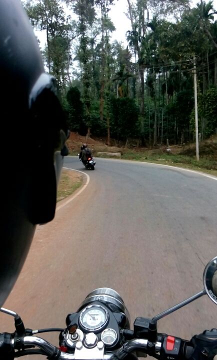 Photo of A must visit place for every biker - Mullayanagiri ( part two) by Bhargav Mg