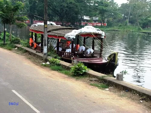 Photo of Allepey Lake Home, Starting Point Road, Punnamada, Starting Point, Alappuzha, Kerala, India by Madhura