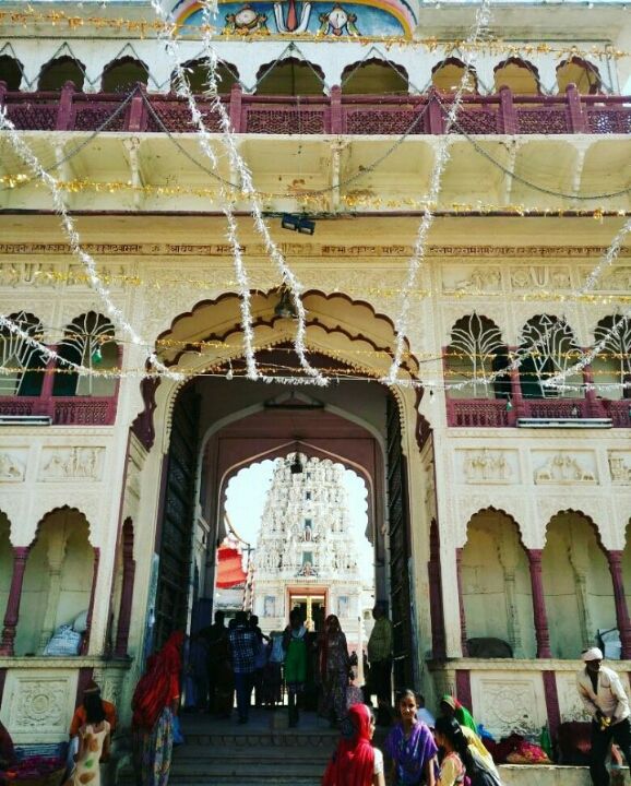 Photo of Traveling during the 500 Rs & 1000 Rs ban: Trip to Jaipur, Ajmer and Pushkar by Pranjal Tiwari
