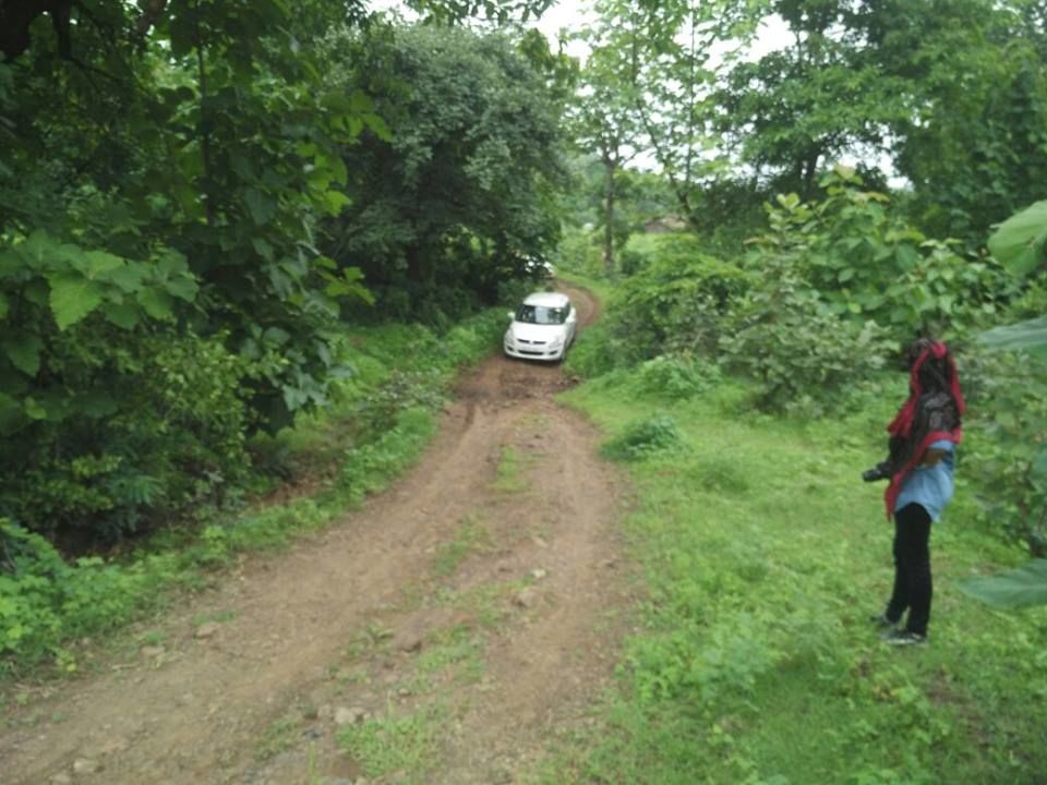 Photo of A Ride + Trekking in the Fog (Nagpur - Patalkot - Nagpur) by Mohan Bangde