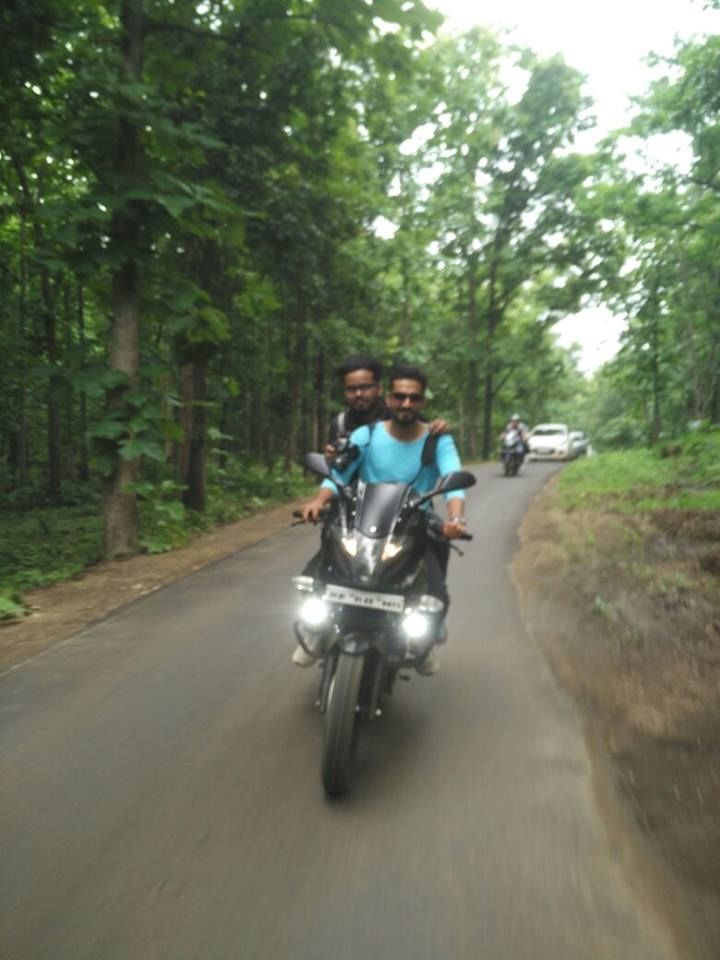 Photo of A Ride + Trekking in the Fog (Nagpur - Patalkot - Nagpur) by Mohan Bangde