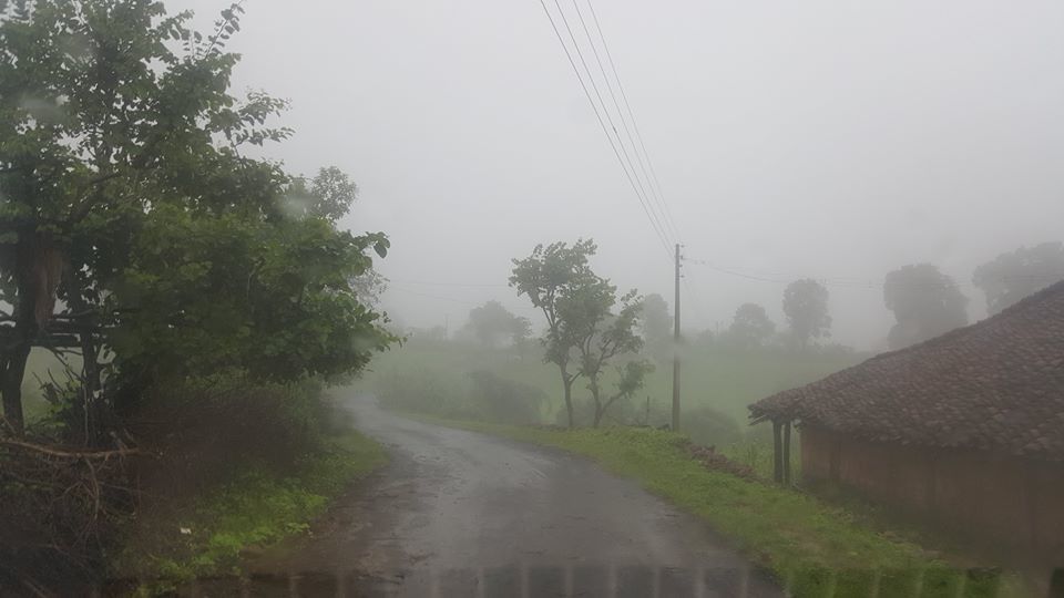 Photo of A Ride + Trekking in the Fog (Nagpur - Patalkot - Nagpur) by Mohan Bangde