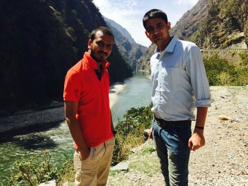 Photo of Himachal:- Friends, valley and trippy... by Debesh Jha