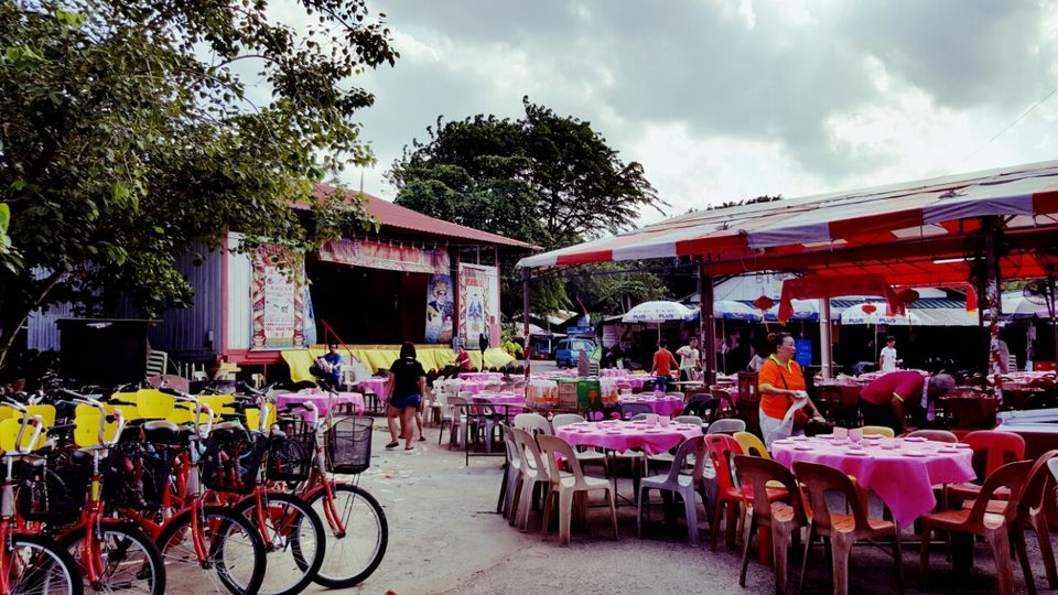 Photo of Jalan Pekan Ubin, Singapore by Lynn Marimo