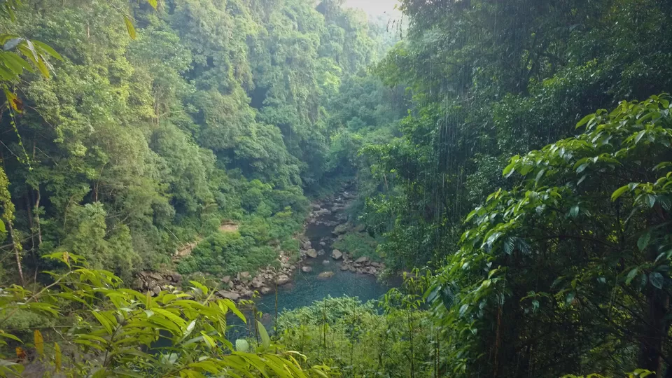 Photo of Byrdaw Falls, Pomshutia, Lapalang, Meghalaya, India by trinabh dowerah