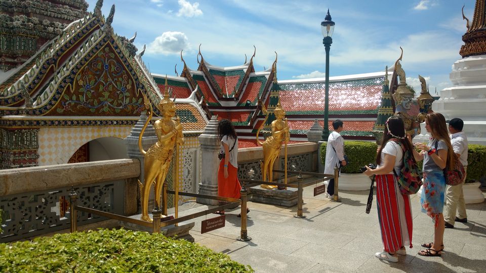 Photo of Wat Arun, Bangkok Yai, Bangkok, Thailand by trinabh dowerah