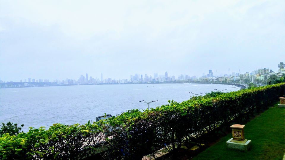 Photo of Trident Hotel, Nariman Point, Mumbai, Maharashtra, India by Snehal