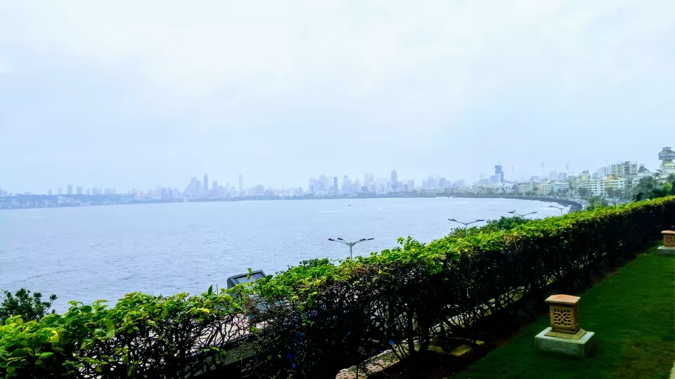 Photo of Trident Hotel, Nariman Point, Mumbai, Maharashtra, India by Snehal