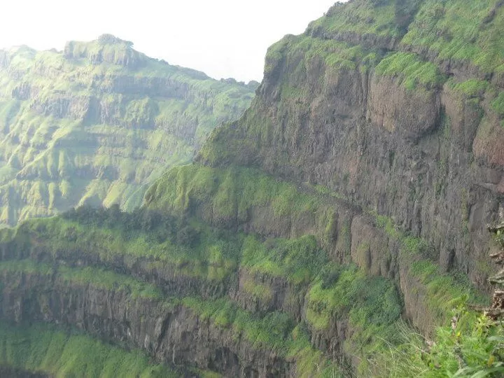 Photo of Elephant Point, Mahableshwar, Maharashtra, India by Snehal 