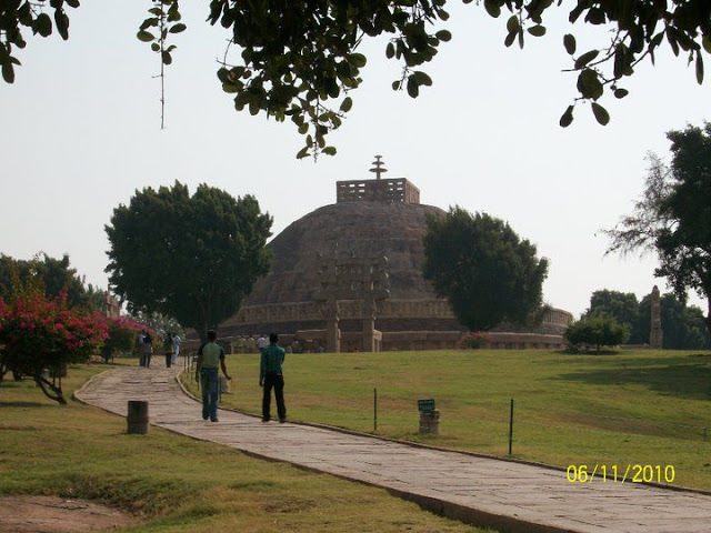 Photo of Sanchi Stupa : Witness The Glorious History of Central India 6/10 by Snehal