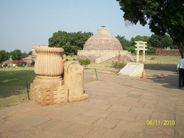 Photo of Sanchi Stupa : Witness The Glorious History of Central India 5/10 by Snehal