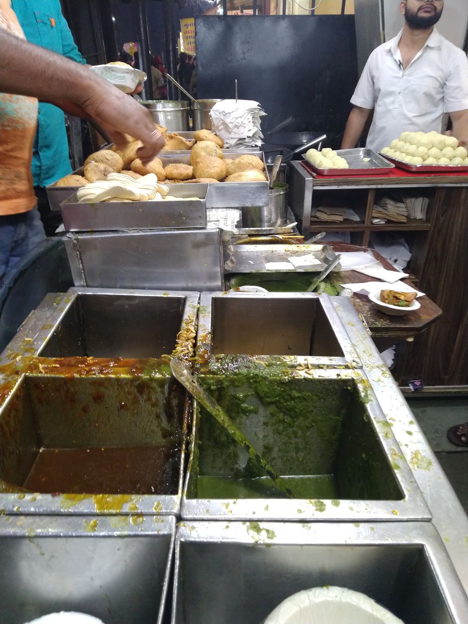 Photo of 7 Best Street Foods Under Rs 100 In An Indian City:Indore#SarafaBazar #Streetfoodindia by Snehal