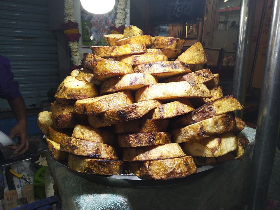 Photo of 7 Best Street Foods Under Rs 100 In An Indian City:Indore#SarafaBazar #Streetfoodindia by Snehal