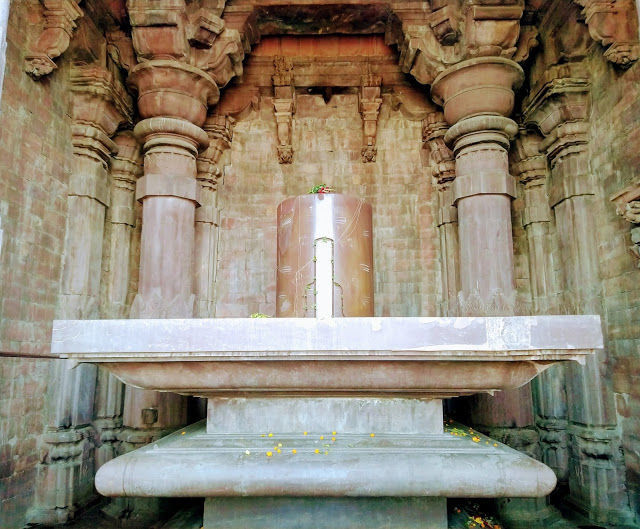 Photo of Bhojpur Road, Bhojpur, Madhya Pradesh, India by Snehal