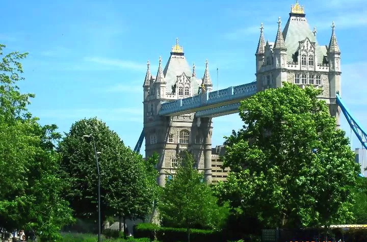 Photo of London, UK by Snehal 