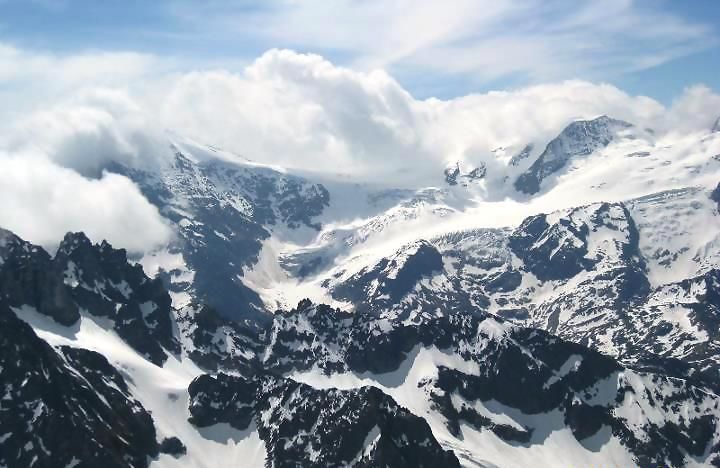 Photo of Titlis, Gadmen, Switzerland by Snehal