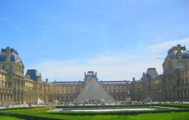 Photo of Paris, France by Snehal