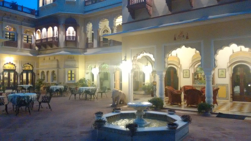Photo of 6 Reasons Why You Must Stay At A Jaipur Haveli 1/12 by Neha Makdey