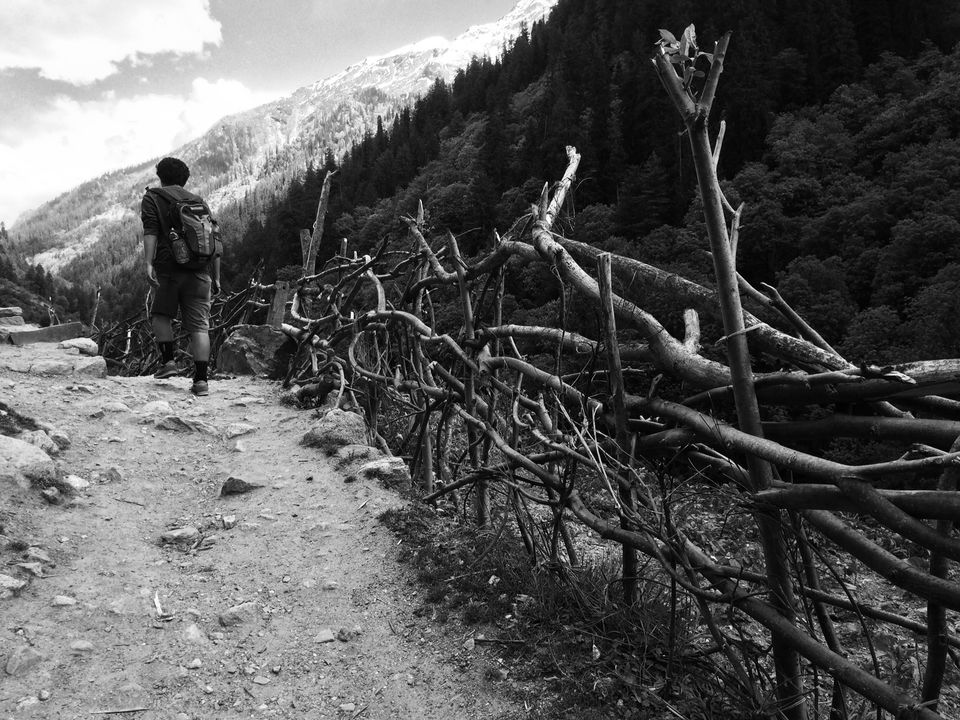 Photo of Kheerganga | Backpacker's Heaven 3/15 by Sanya Kundra
