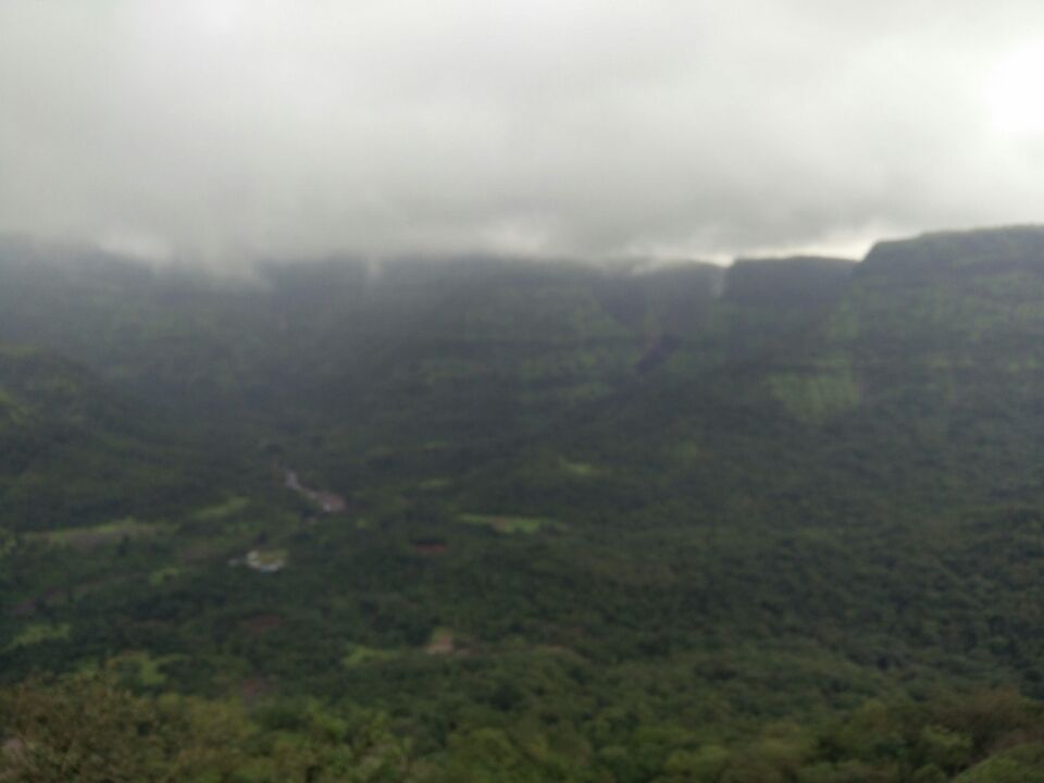 Photo of Malshej Ghat, Maharashtra 421401 by Charu Srivastava