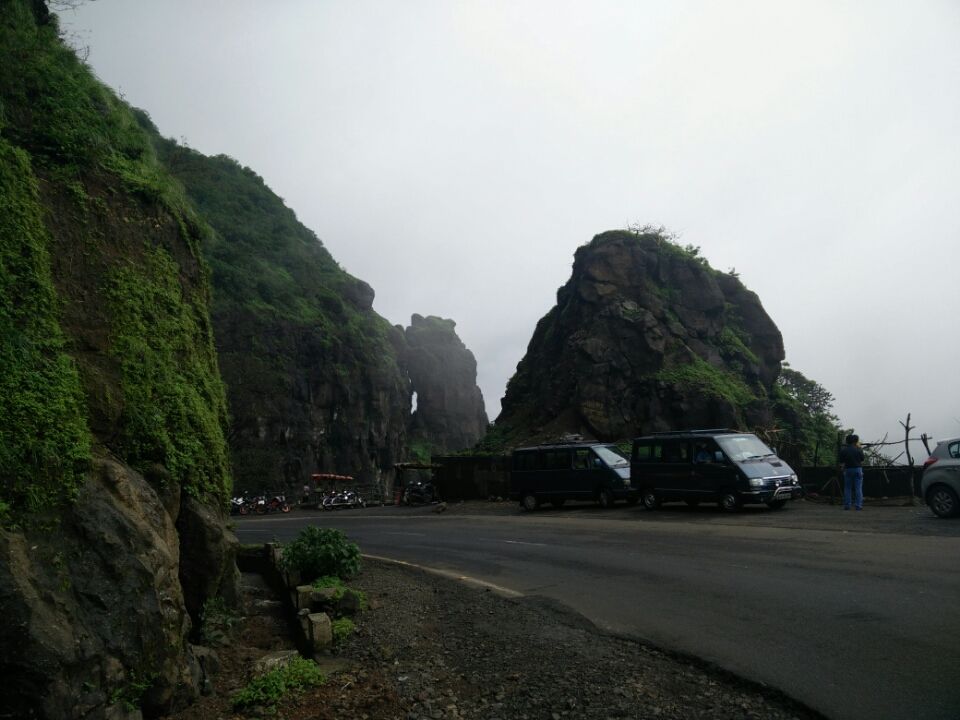 Photo of Malshej Ghat, Maharashtra 421401 by Charu Srivastava