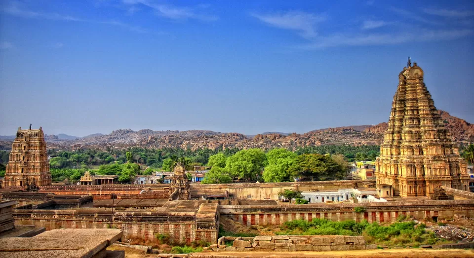 Photo of Sri Virupaksha Temple, Hampi, Karnataka, India by Anshul Singh