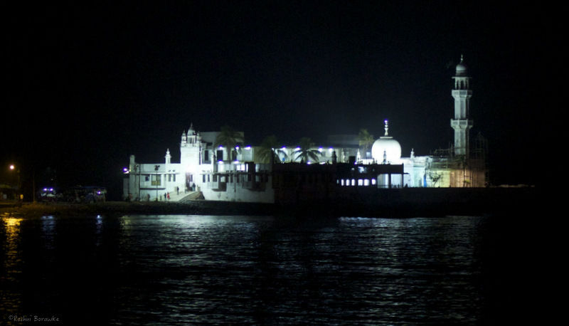 Photo of A Day In The City That Never Sleeps - Mumbai 5/10 by Roshni Borawke