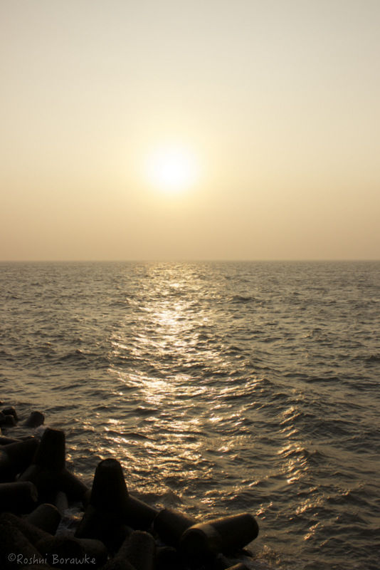Photo of A Day In The City That Never Sleeps - Mumbai 9/10 by Roshni Borawke