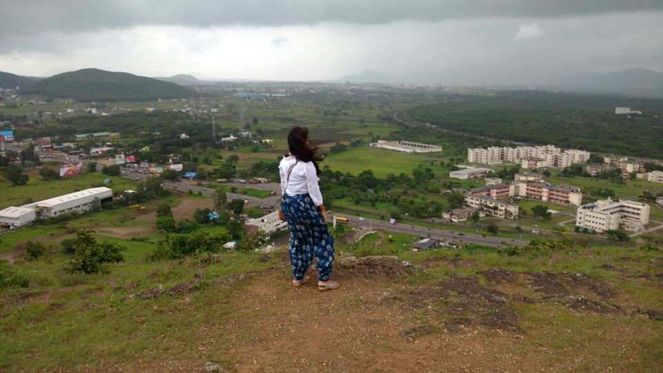 Photo of Into the cold breeze valleys of Talegaon. by Tanvi Rajadhyaksha