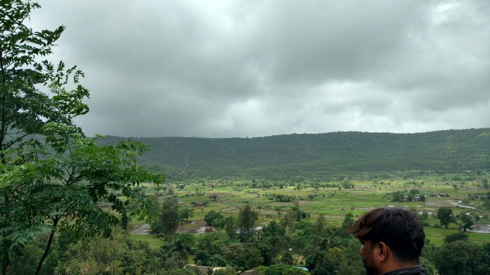 Photo of Into the cold breeze valleys of Talegaon. by Tanvi Rajadhyaksha