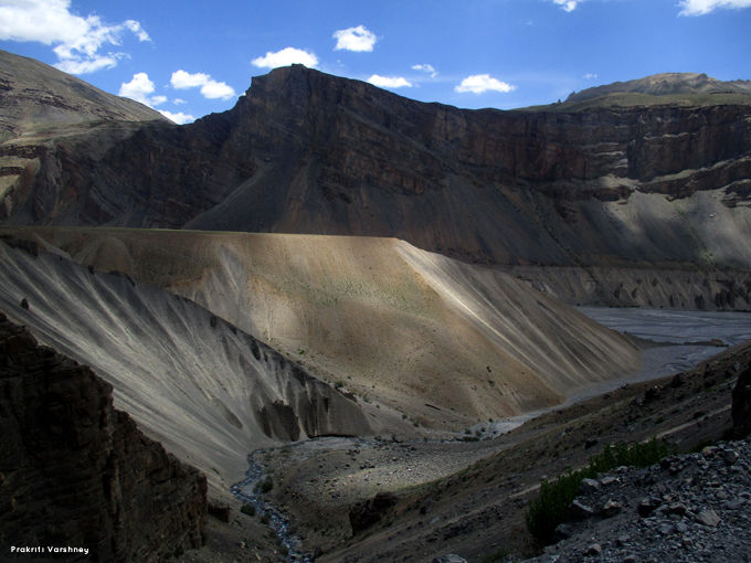 Photo of Pin Valley National Park, Kaza Khas, Himachal Pradesh, India by Prakriti Varshney