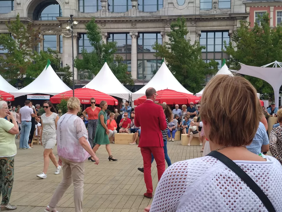Photo of Museum aan de Stroom, Hanzestedenplaats, Antwerp, Belgium by Garima & Alok 
