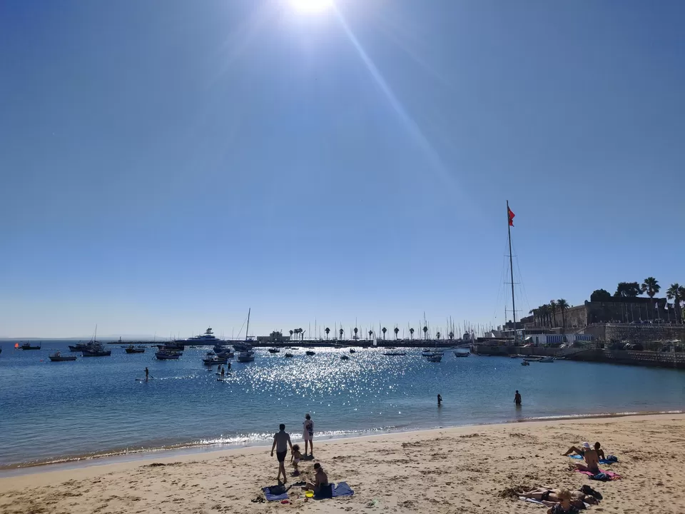 Photo of Praia da Conceição, Rua Frederico Arouca, Cascais, Portugal by Garima & Alok