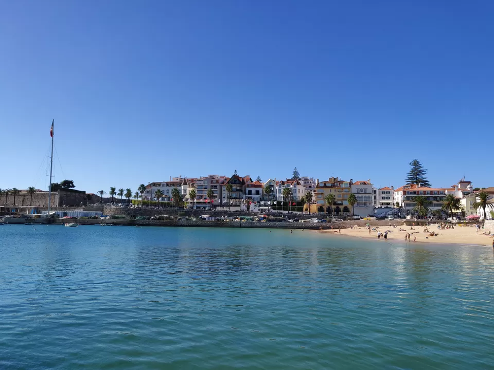 Photo of Praia da Conceição, Rua Frederico Arouca, Cascais, Portugal by Garima & Alok