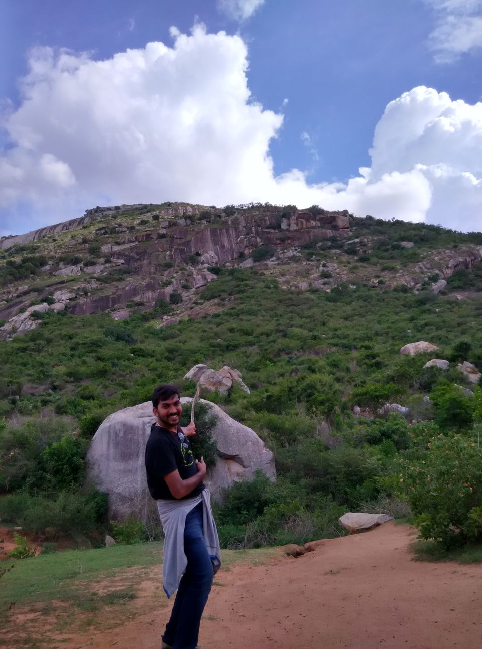 skandagiri trek start point photos