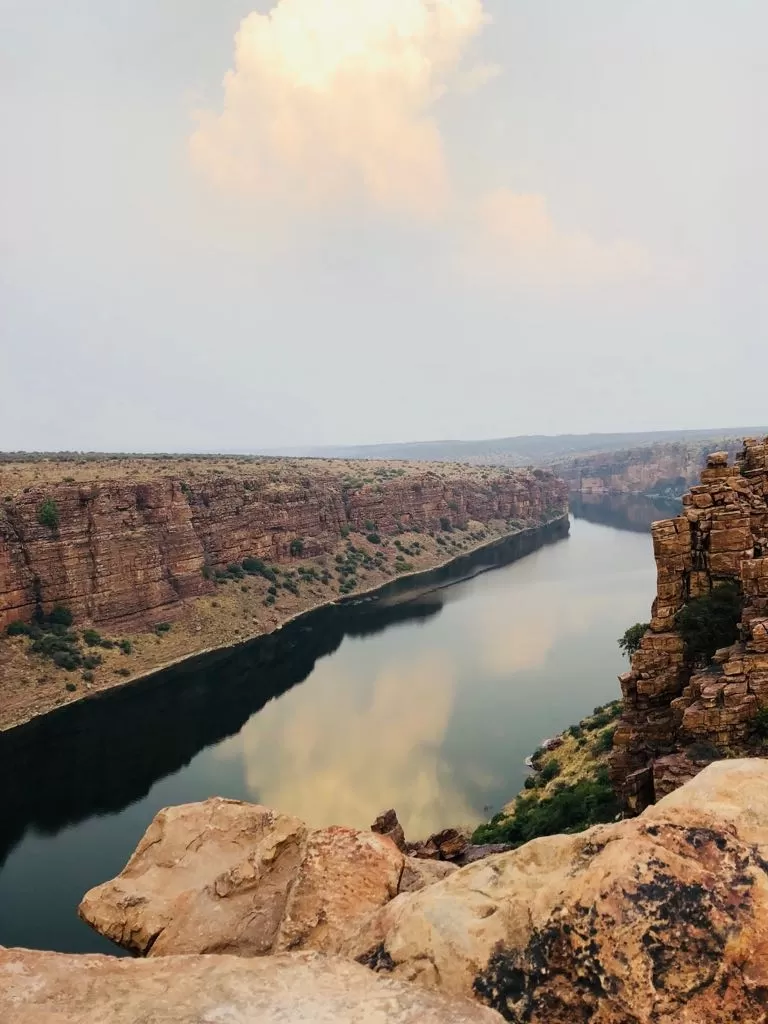Photo of Exploring the unexplored !! (Gandikota-Belum caves-Rock garden) by mansi munshi